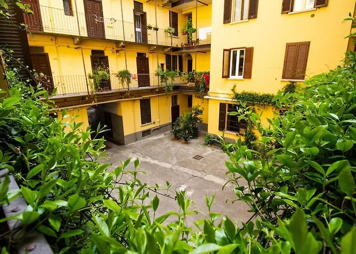Palm Apartment